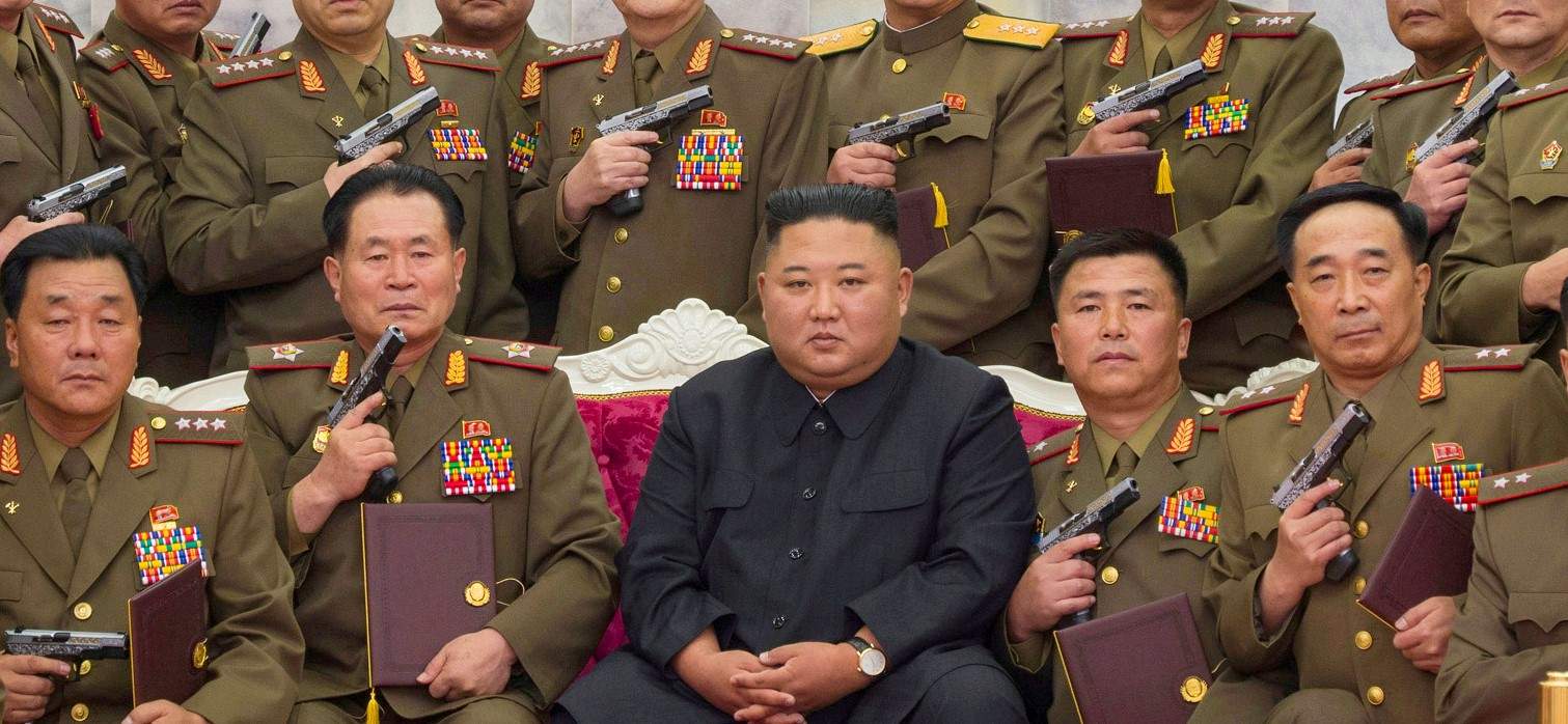 North Korean Leader Kim Jong Un Appears At Crisis Meeting Over Covid 19 Approaching Typhoon Abc News