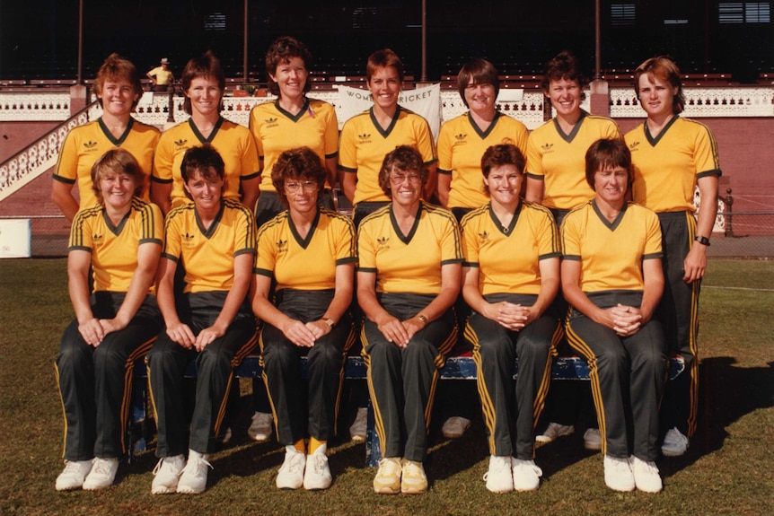 Australian women's 1984-95 Ashes team photo