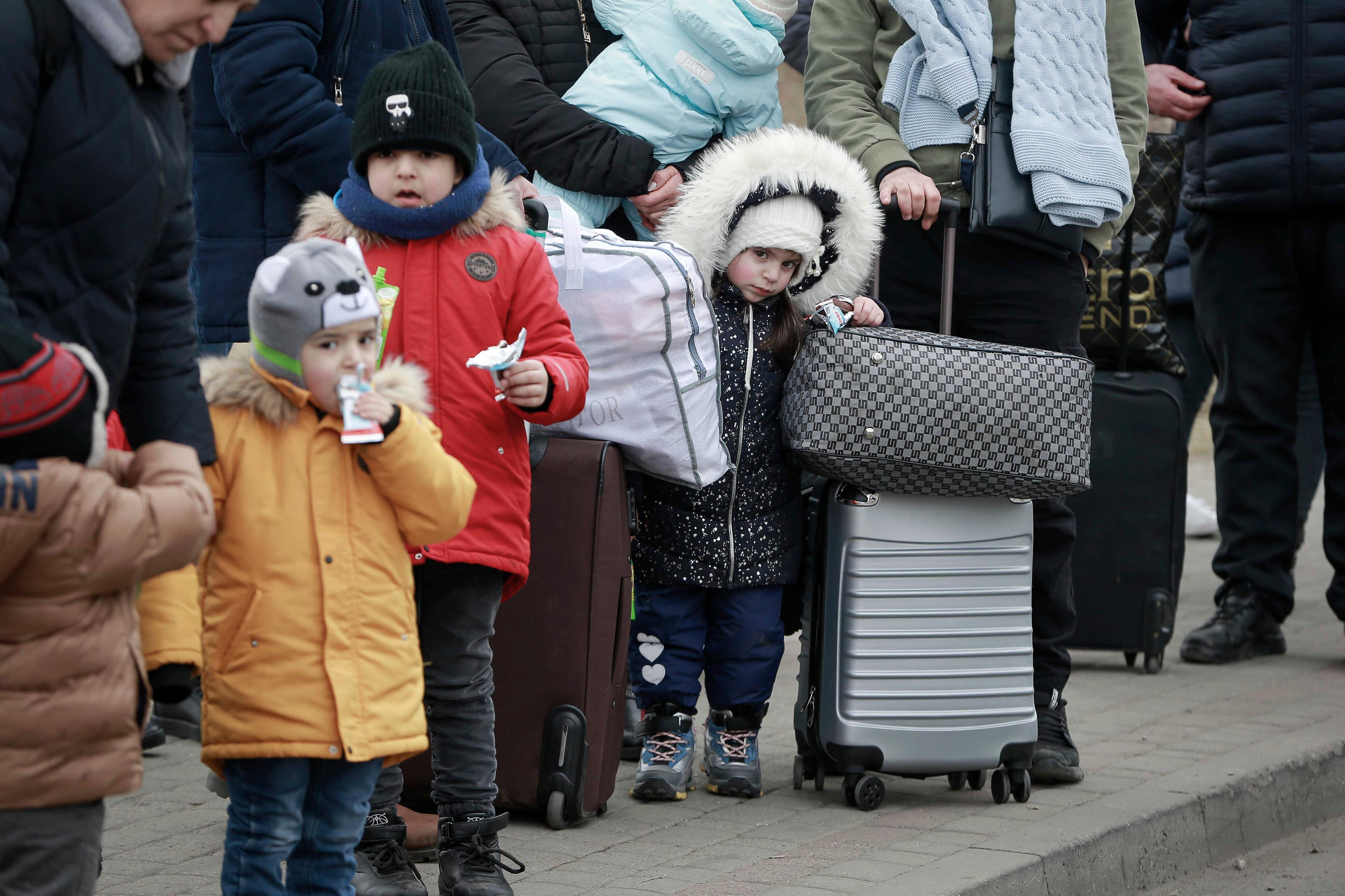 Photos Show The Children Among The Million Refugees Caught Up In Russia ...