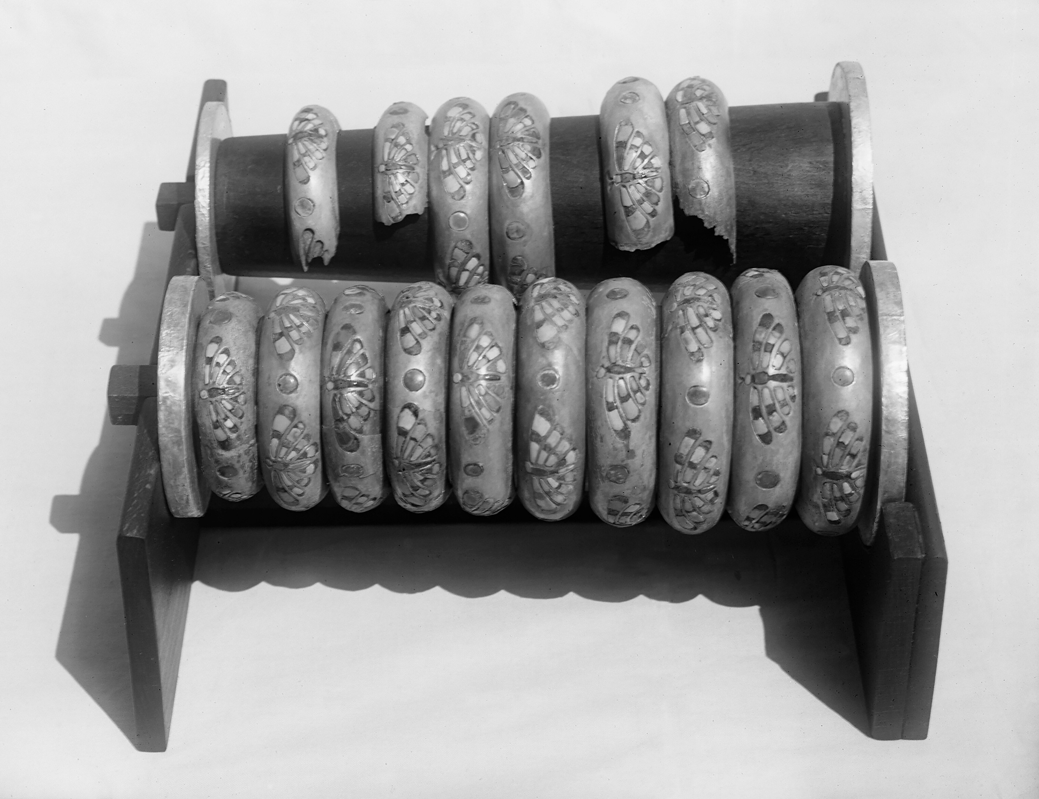 The bracelets represent the largest and most famous collection of silver artefacts from early Egypt.