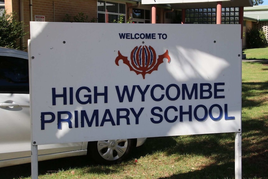 A sign out the front of High Wycombe Primary School