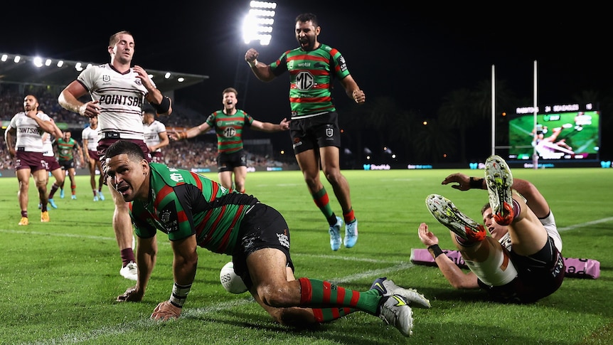South Sydney Rabbitohs beat Manly Sea Eagles 40-22 after Karl Lawton is sent off for dangerous throw – ABC News