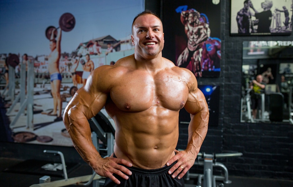 How to build muscle: Torre's 3 rules for muscle-building beginners