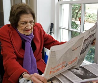 CUSTOM Helen Thomas reading newspaper