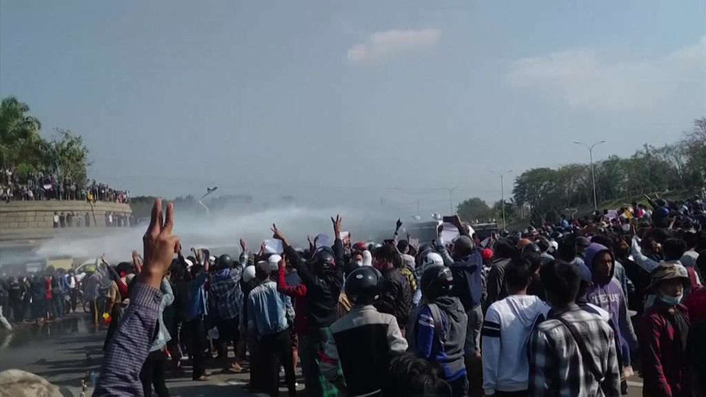 Live Myanmar News Today Myanmar The Revolution Will Be Facebook Lived Best Countries Us News Afp Via Yahoo News 4 Hours Ago