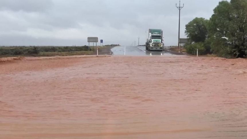 Outback roads inundated as SA receives record-breaking rainfall