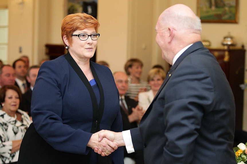 Marise Payne is sworn in as new Defence Minister September 21, 2015
