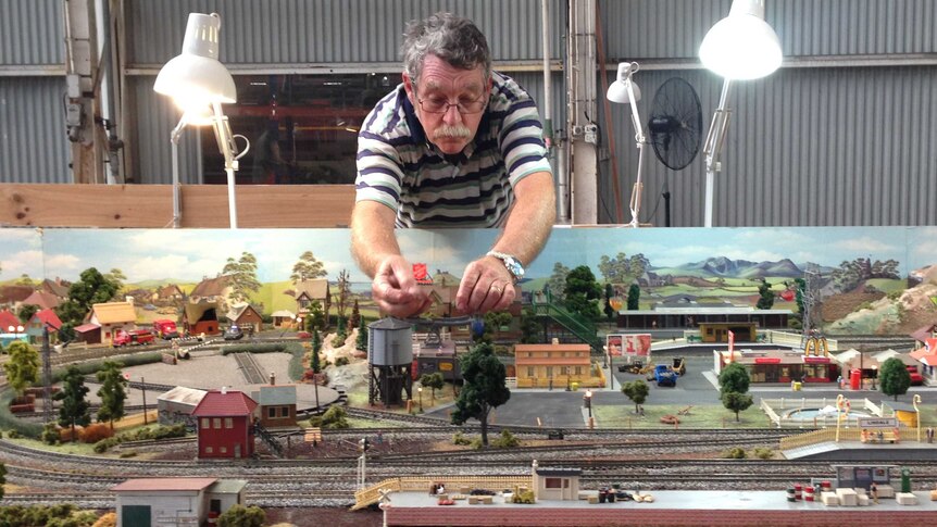 Final touches made to 'Lindale' model railway