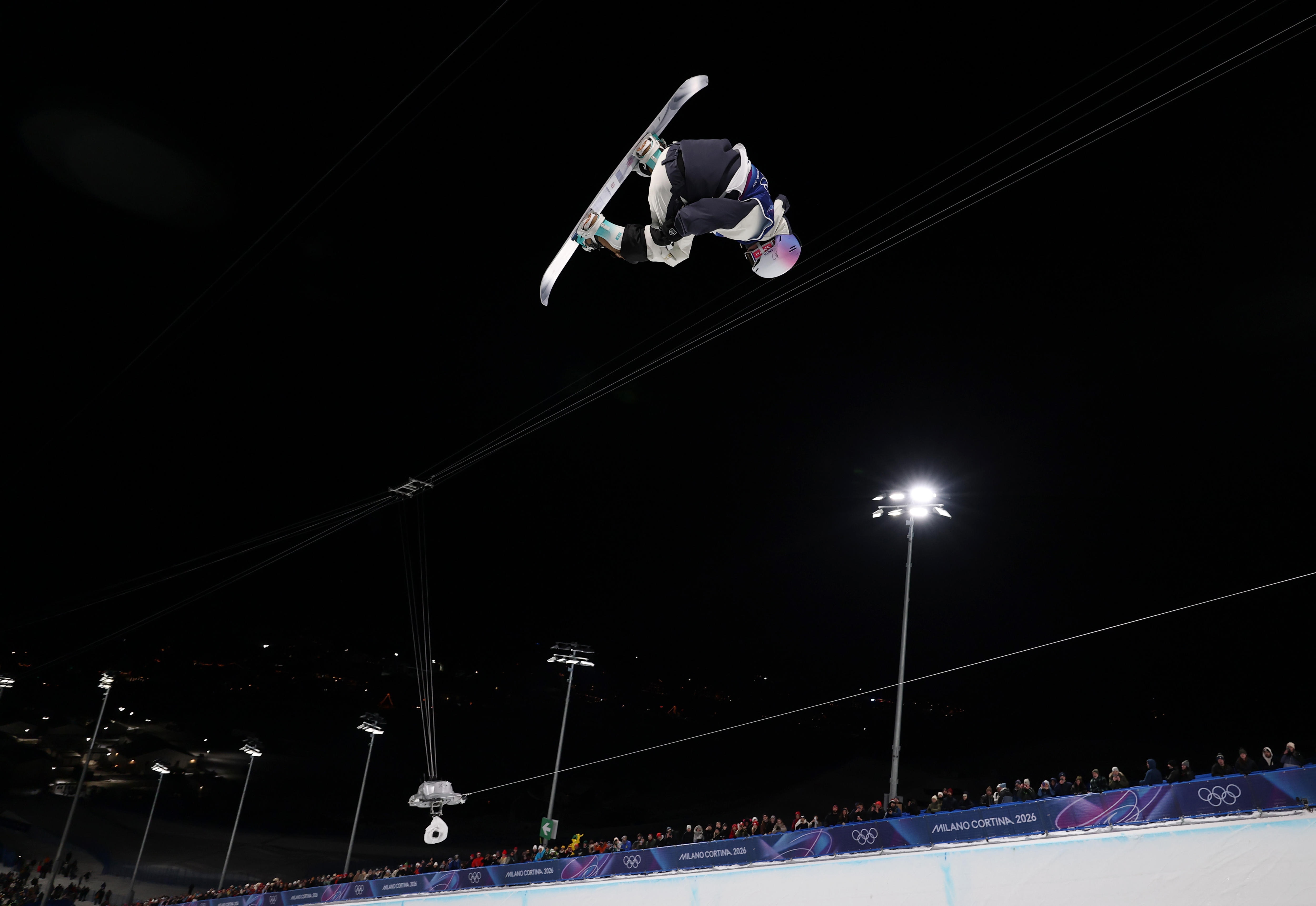 Yuto Totsuka completa un truco