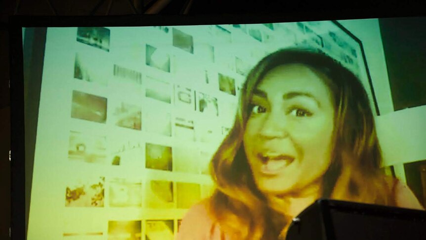 Jessica Mauboy accepts award for Best National Artist at the 2014 NIMAs