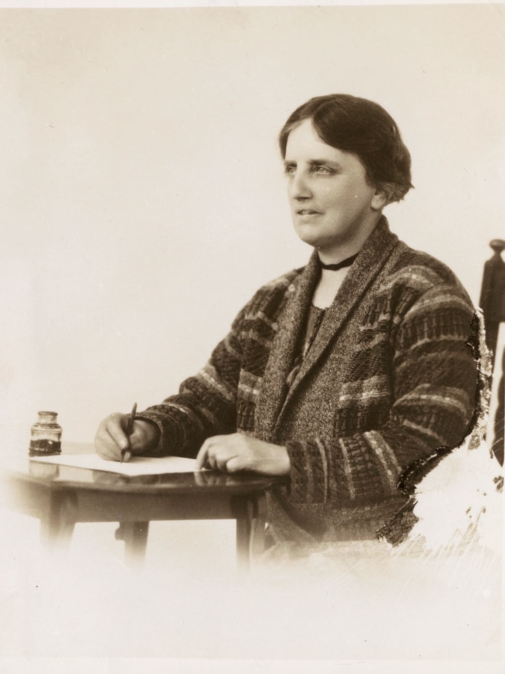 Mollie Skinner in 1930