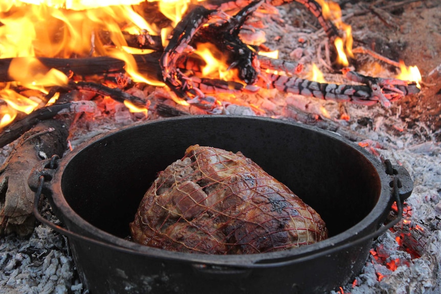 A camp oven roast beef