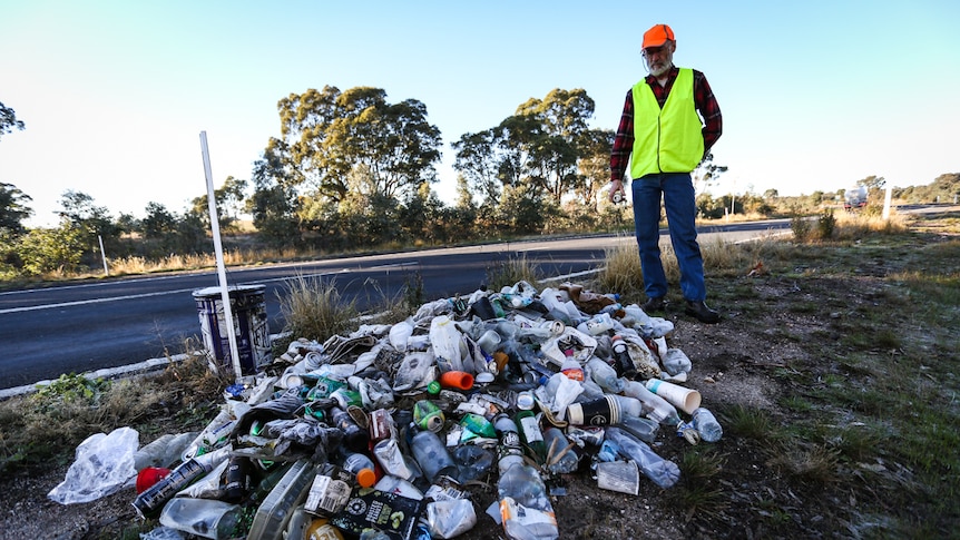 Mr Wiglesworth created a pile of rubbish beside the exit ramp to Melbourne to draw people's attention to the rubbish problem.