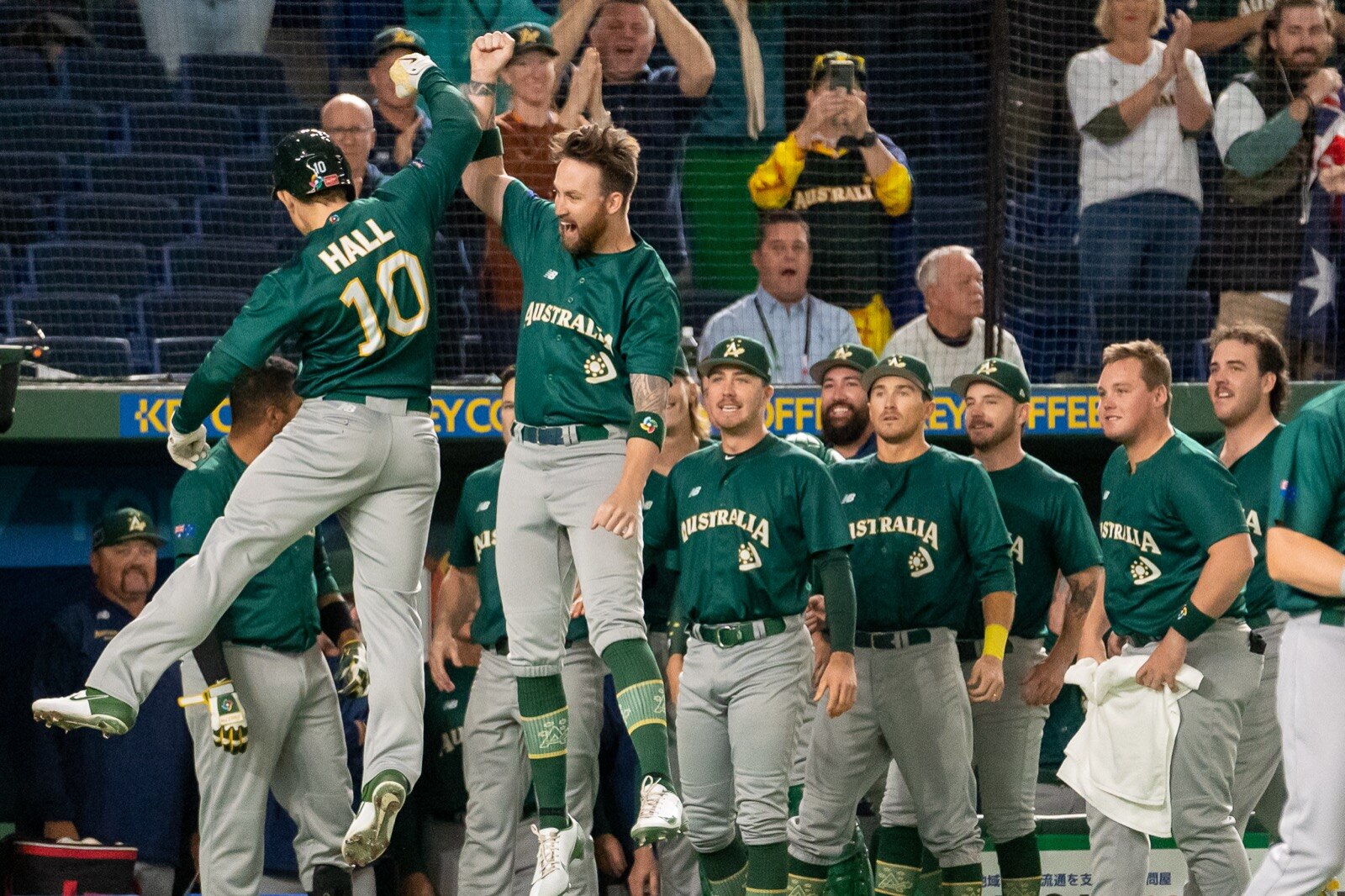 Australia advances to World Baseball Classic quarterfinal for the first ...