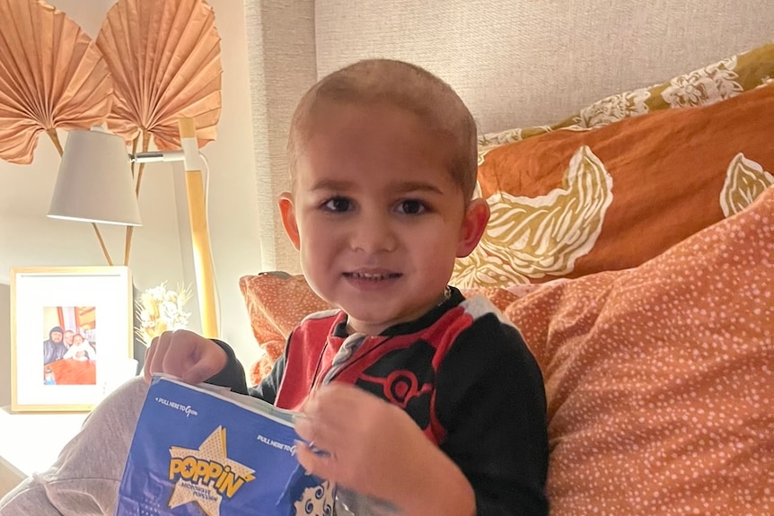 Four-year-old Kruz has been diagnosed with leukaemia, and needs a suitable bone marrow donor. 