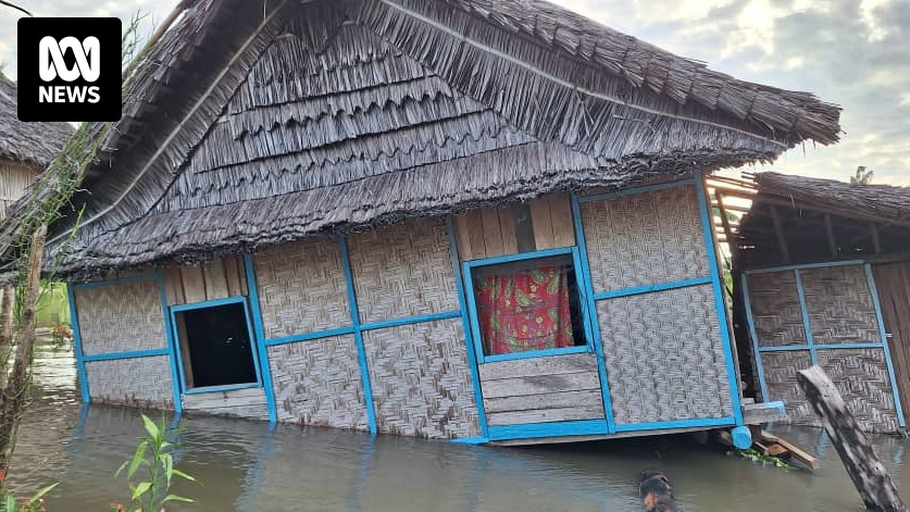 Three people were reported dead and 1,000 homes destroyed after an earthquake struck East Sepik Province in Papua New Guinea.