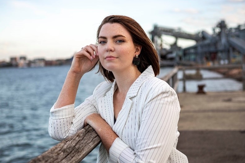 Headshot of Amy Thunig.