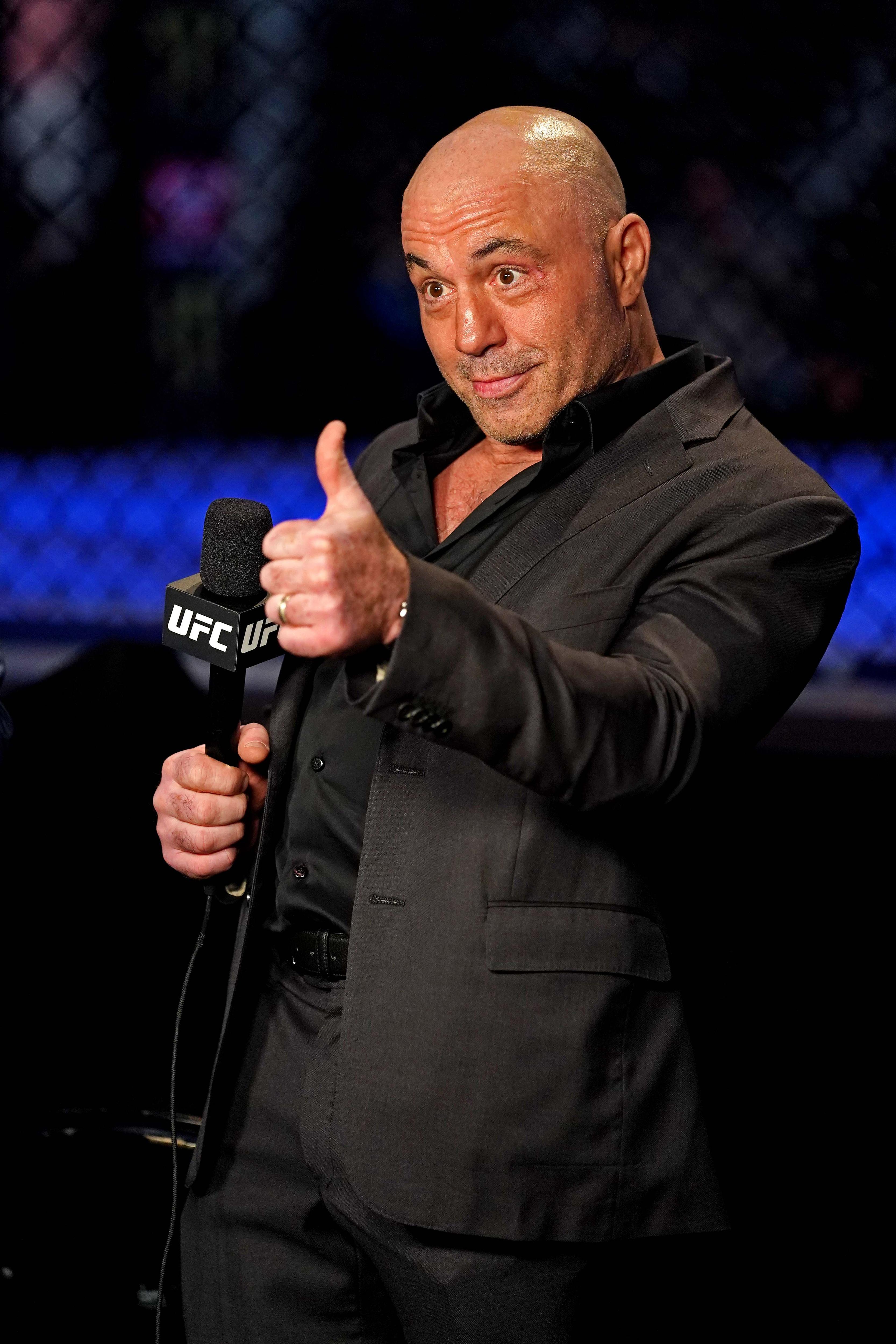 Joe Rogan thumbs up