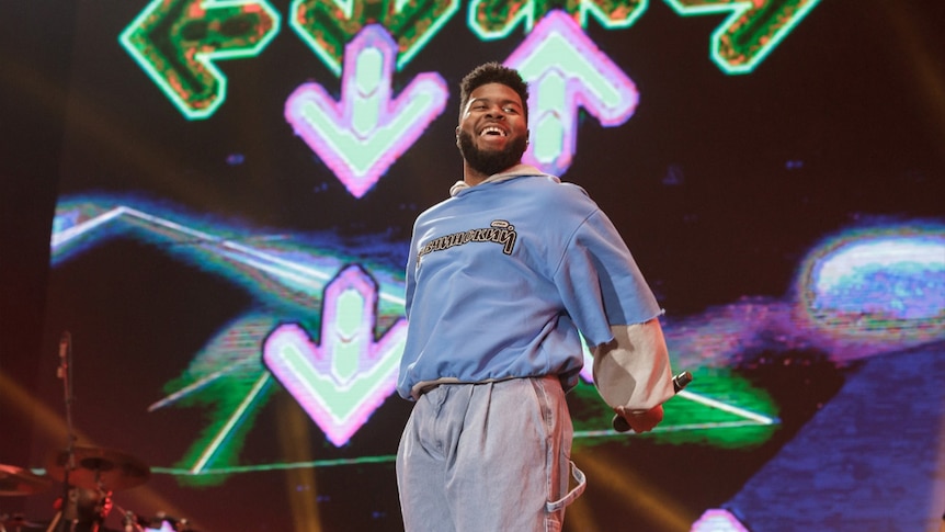 Khalid performing at the Amphitheatre at Splendour In The Grass 2018