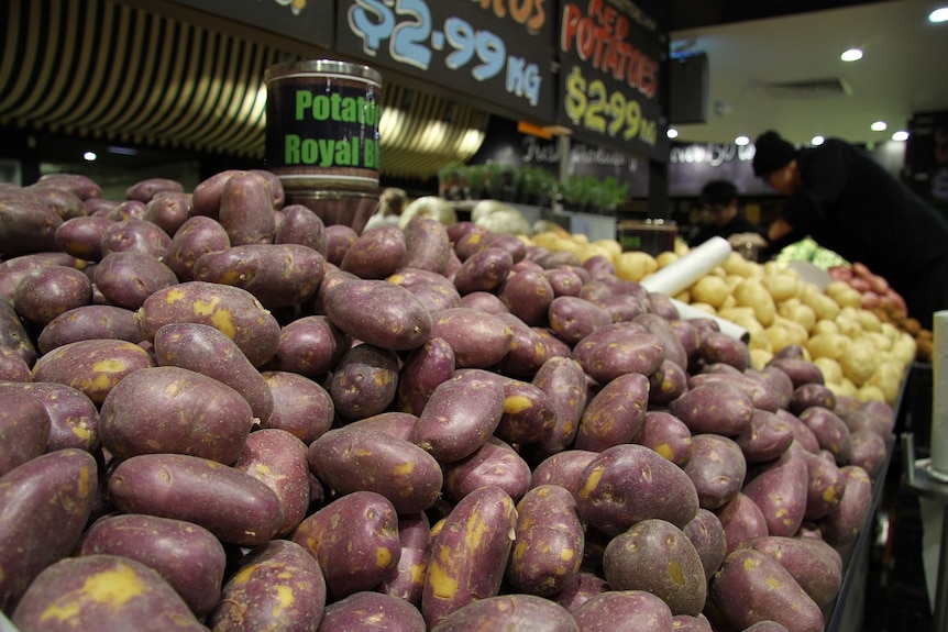 Potatoes in a fruit market