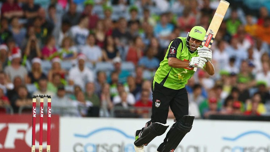 Usman Khawaja was due to play for the Sydney Thunder on Thursday night but has been withdrawn.