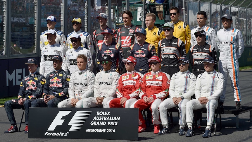 F1 drivers pose before Australian Grand Prix