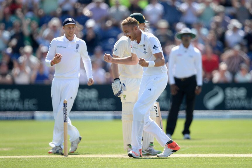 Stuart Broad celebrates Shane Watson's wicket
