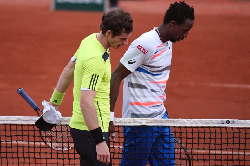 Murray consoles Monfils at Roland Garros