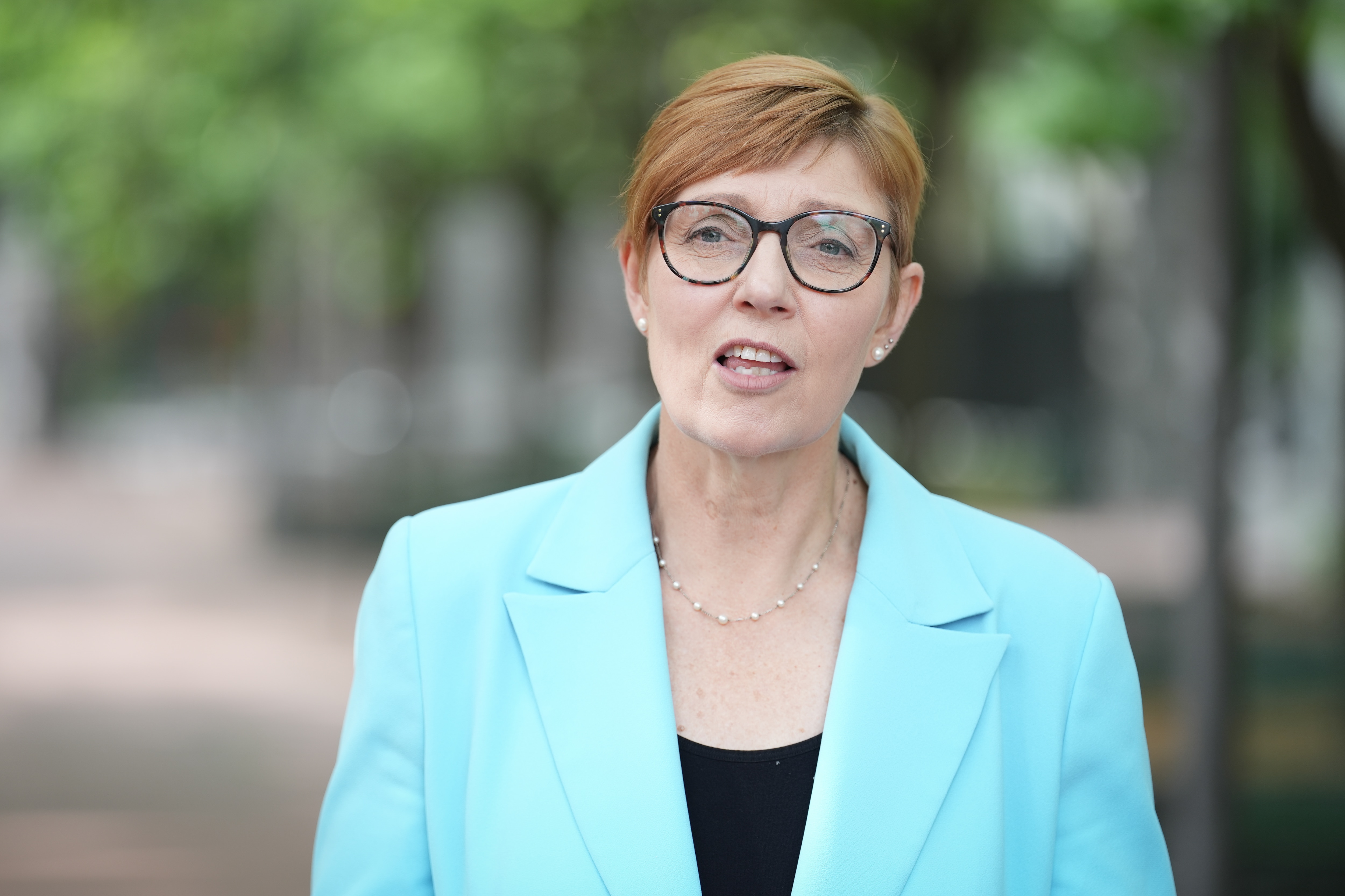 Perfil de una mujer.