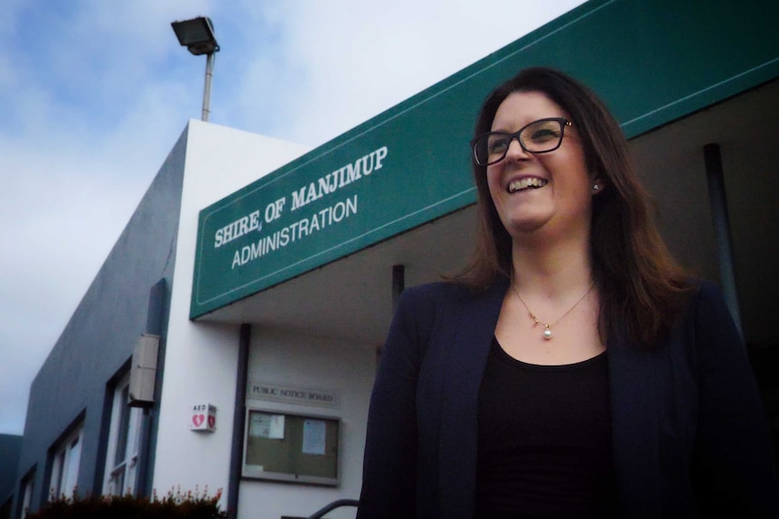 Manjimup Shire councillor Jayde Darin outside the council office September 2020.