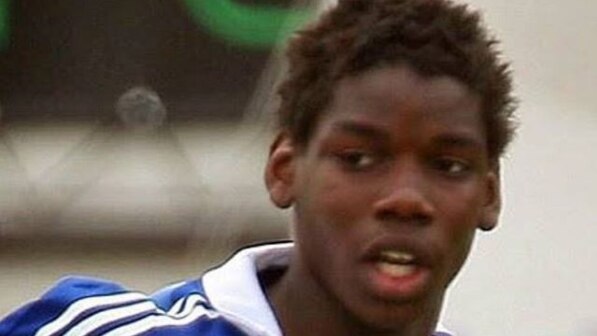 Young Pogba in a France jersey.