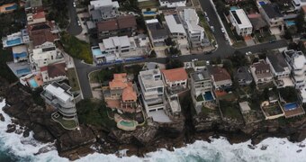 Waterfront property in Sydney's eastern suburbs