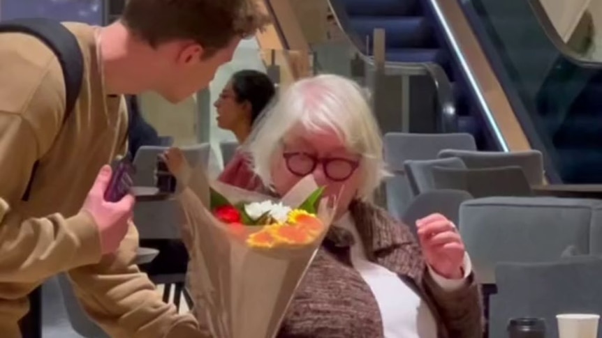 Melbourne woman given flowers in TikTok trend