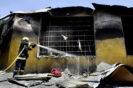 Downer raises corruption claims with Solomons PM - ABC News