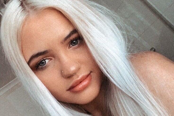 Mackenzie Anderson selfie, smiling, blonde hair.