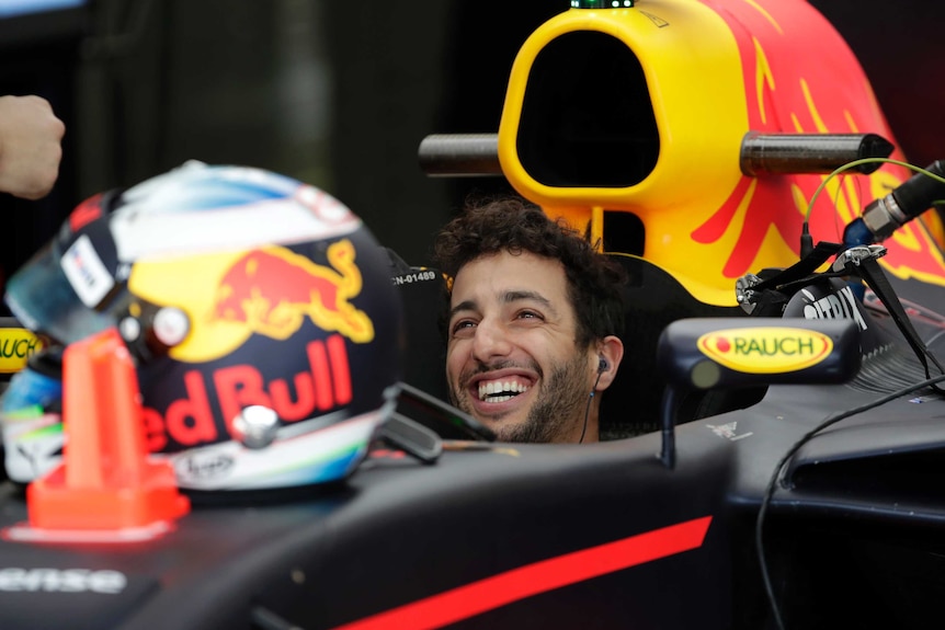 Daniel Ricciardo smiles at Bahrain practice