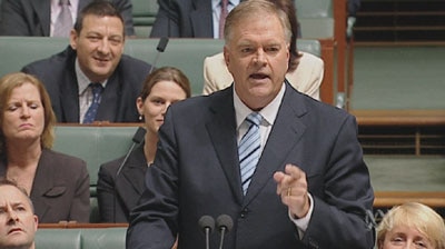 Labor leader Kim Beazley has kept up the attack on the Government over Iraq.