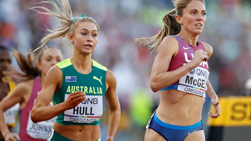 Jessica Hull stunned by electric pace in 1,500m final at World Champs,  finishing seventh - ABC News