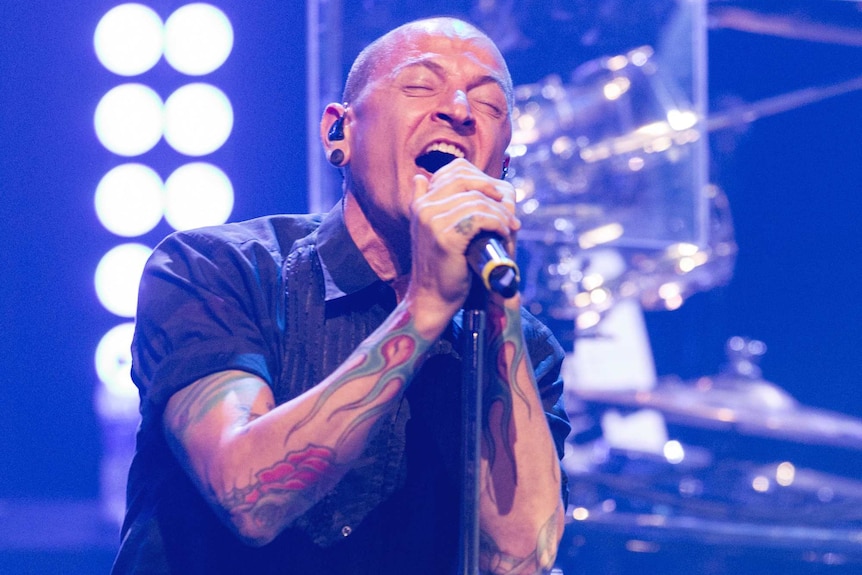 Chester Bennington: Linkin Park remember 'boisterous, kind' frontman ...