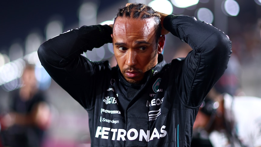 Lewis Hamilton s’écrase lors du Grand Prix de F1 du Qatar, Max Verstappen bat Oscar Piastri