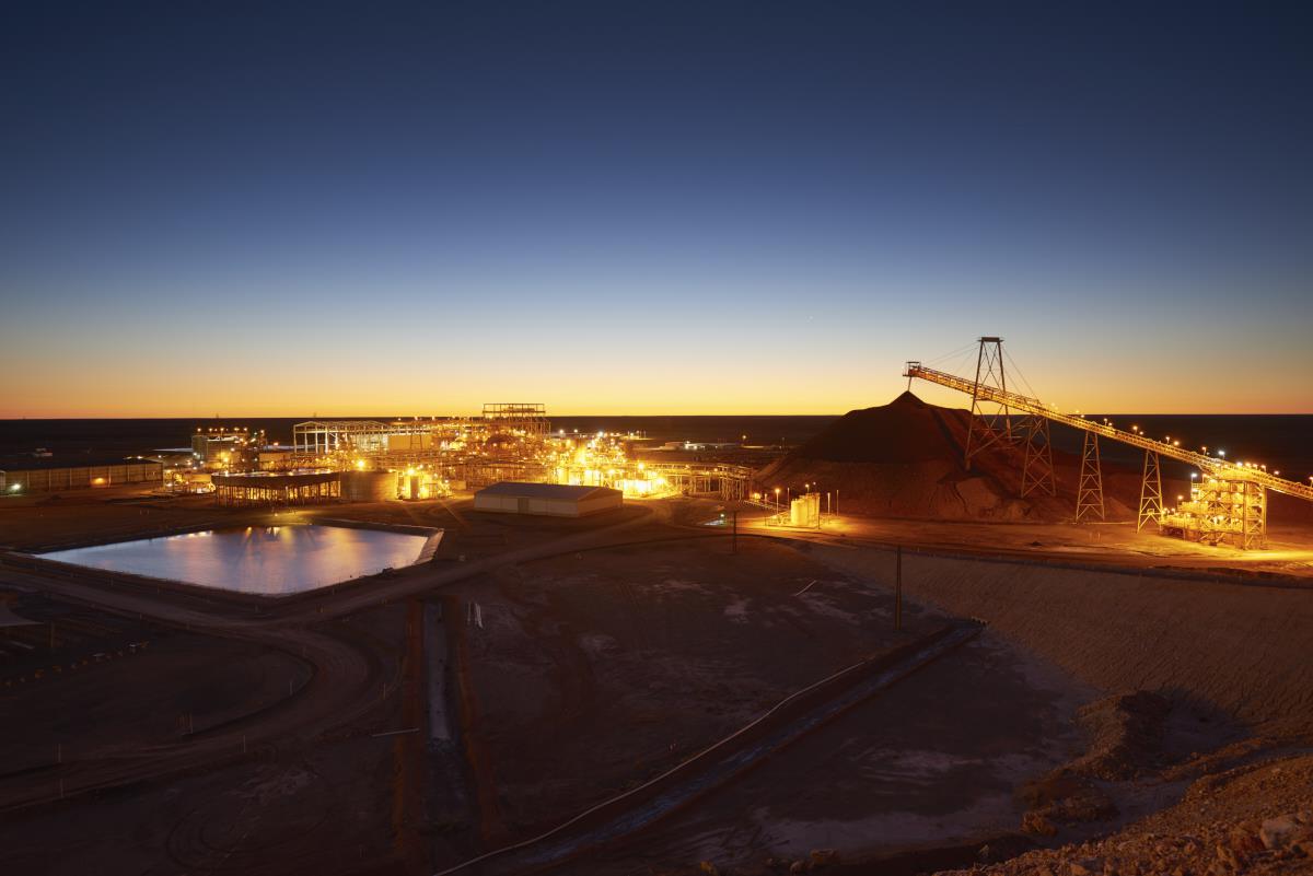 Worker crushed to death at OZ Minerals Prominent Hill mine in SA's far