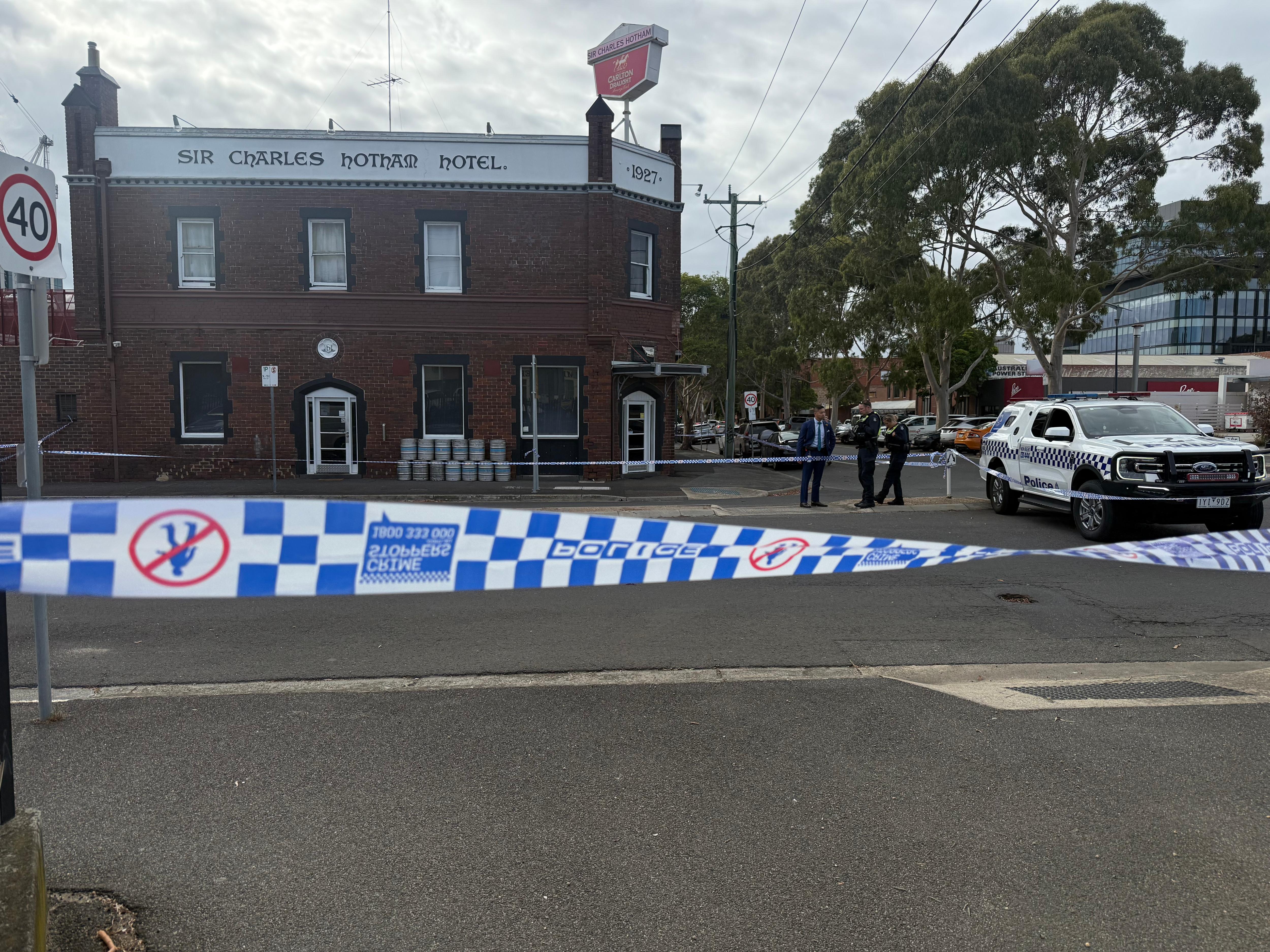 Man arrested in Melbourne's CBD over stabbing death at Geelong pub ...