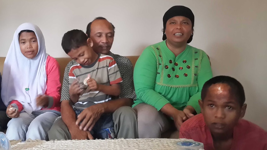 Indonesian family reunites after tsunami