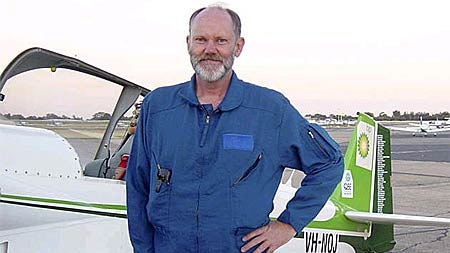 Australian adventurer Jon Johanson has flown over the South Pole in his home-made plane.