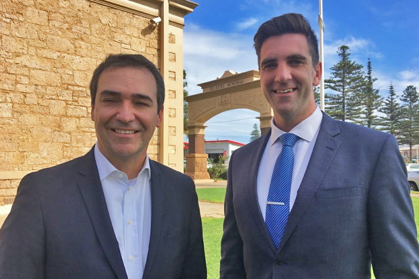 Liberals Steven Marshall and Fraser Ellis smile.