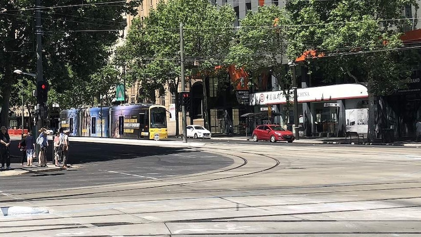 North Adelaide intersection with King William Street