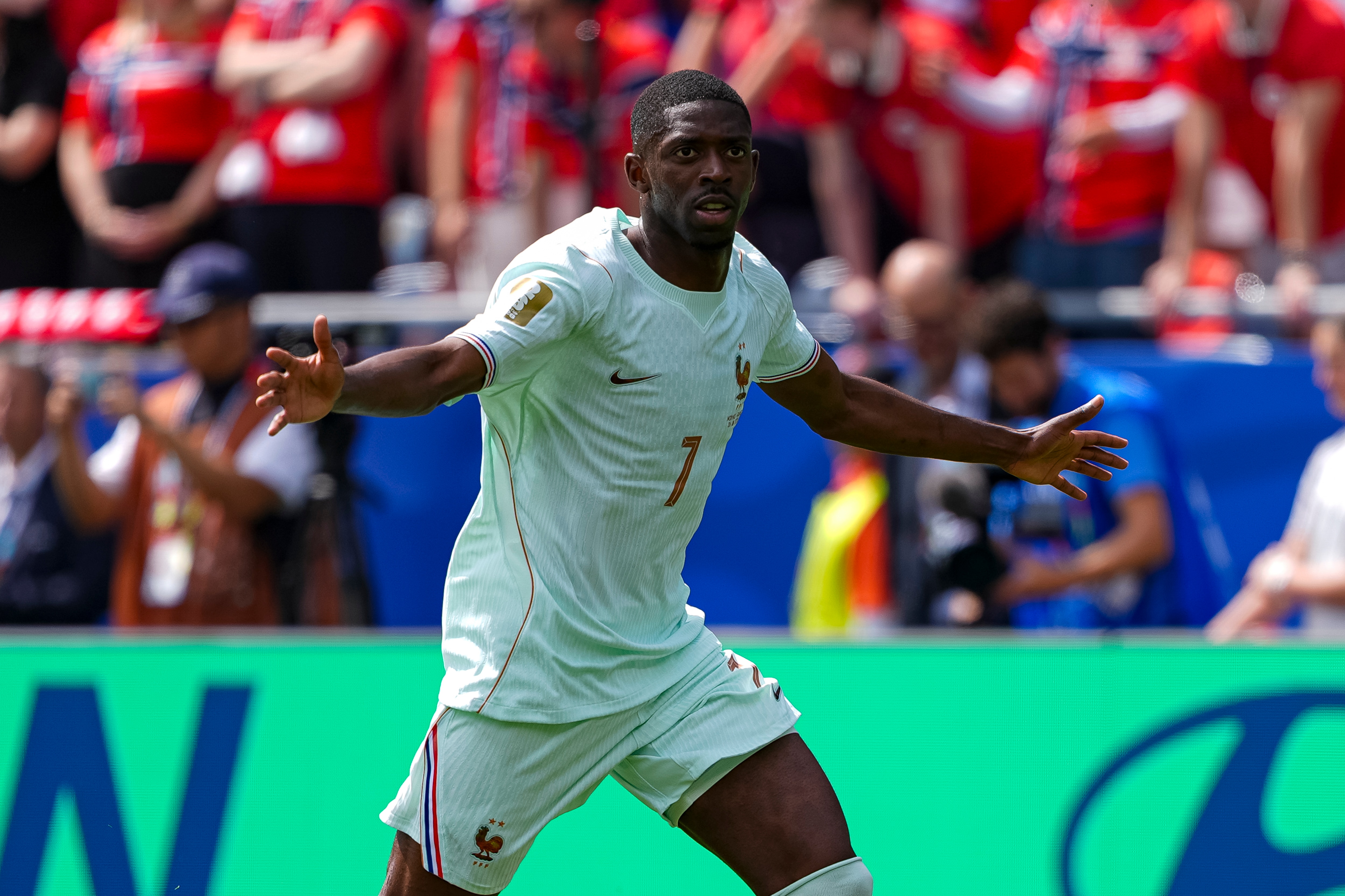 Dembélé suspends time as France's favouritism heightens