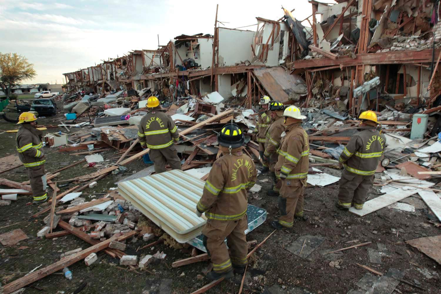 In pictures: Texas fertiliser plant explosion - ABC News