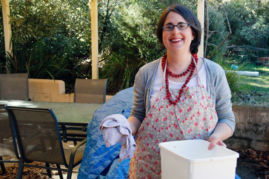 Emma puts her family's waste straight in the bin, washing it out occasionally.