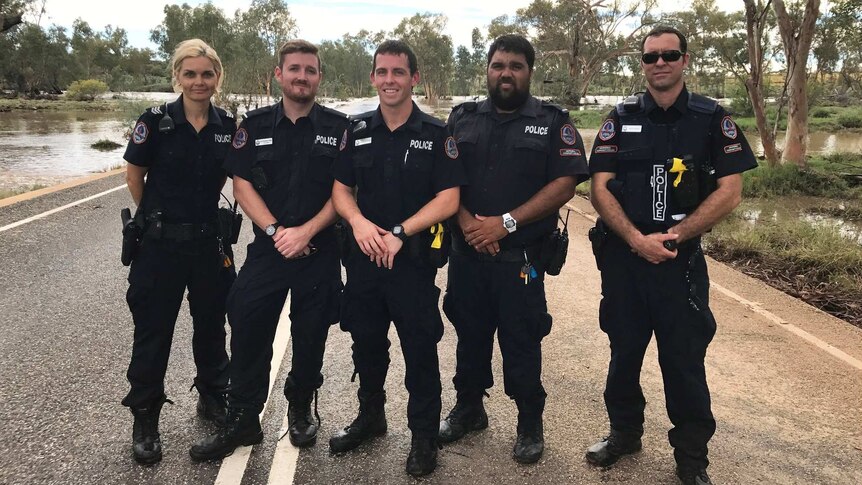 Police involved in Alice Springs river rescue